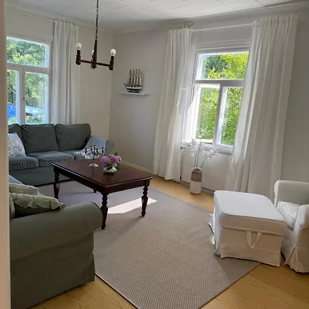 Hangon Ankkuri Villa *